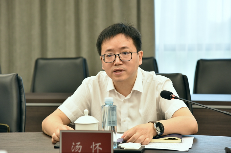 1758871090192179.jpg 1758871090192179.jpg